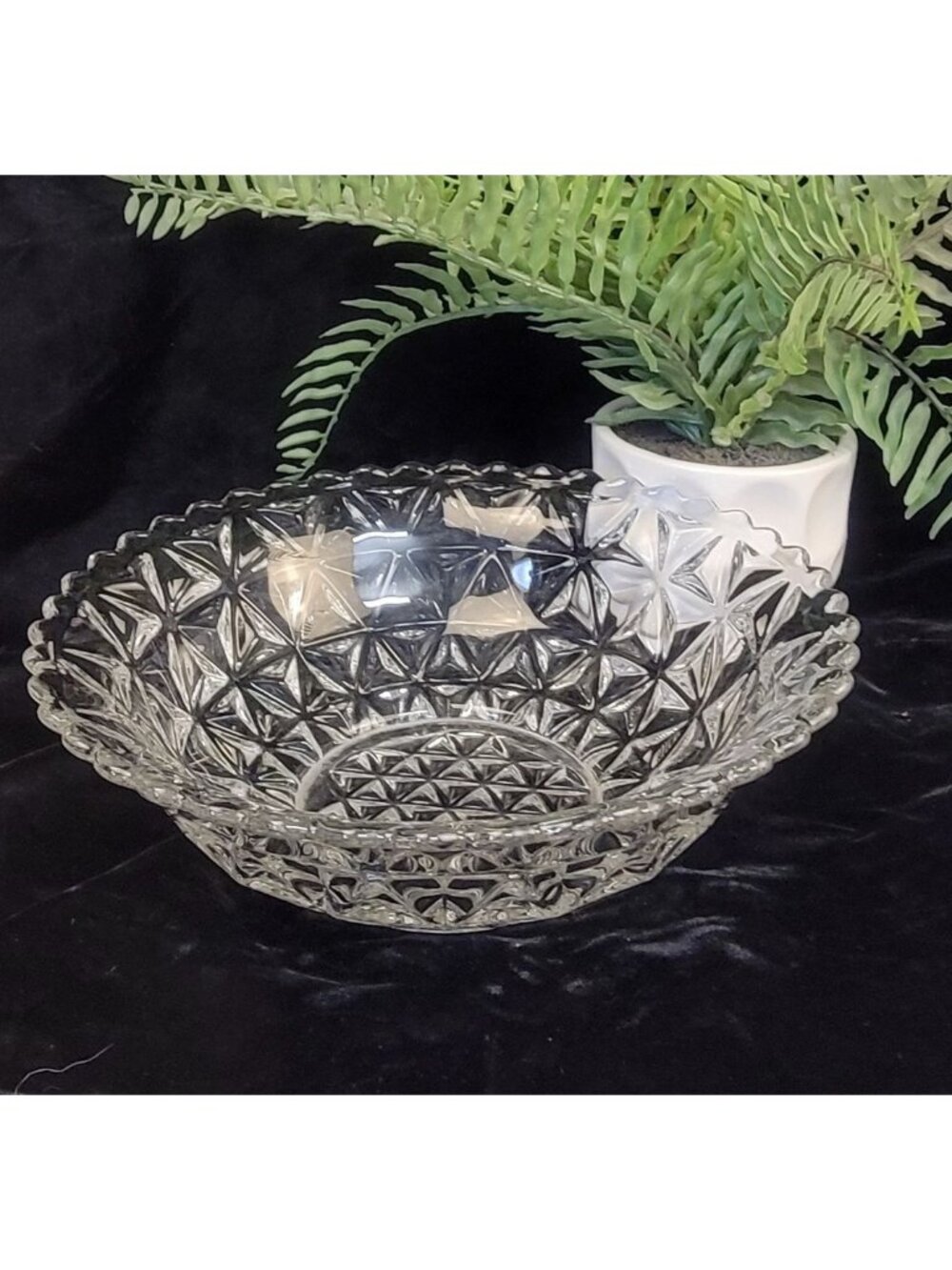 Vintage 1950's Anchor Hocking Pressed Glass "Stars and Bars" Pattern Serving Bow